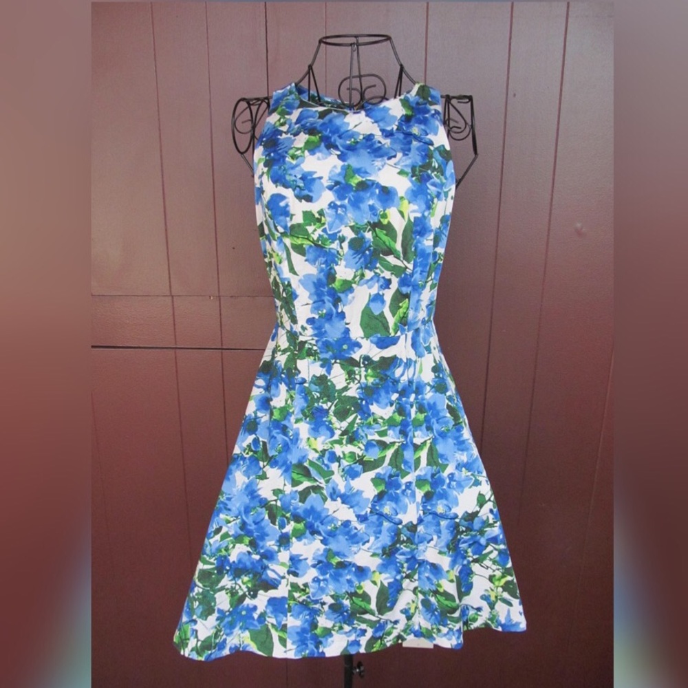 Print Dress 50s Rockabilly Flowers Fit N Flair 6/S